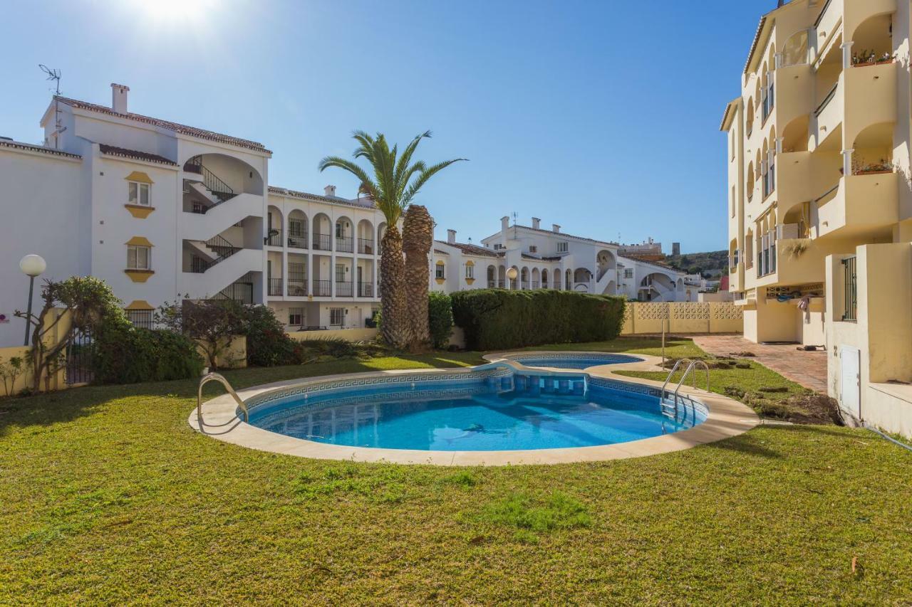 Ferienwohnung 2Br Urban Getaway - Good Wifi, Swimming Pool Fuengirola Exterior foto